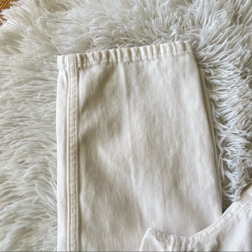 Everlane Straight Leg Jeans in White - Picture 4 of 11